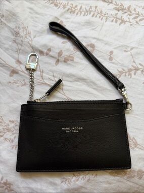 Marc Jacobs Black Leather Wristlet Cardholder Coin Wallet Great Condition